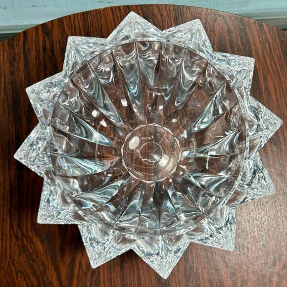 Vintage Judith Kruger Faceted Lucite Bowl – Grainware/Tiara Acrylic Centerpiece - Picture 12 of 15